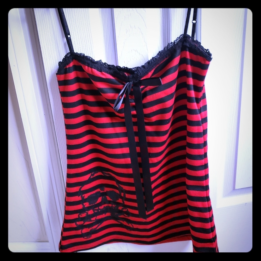 Jessica louise skull tank top